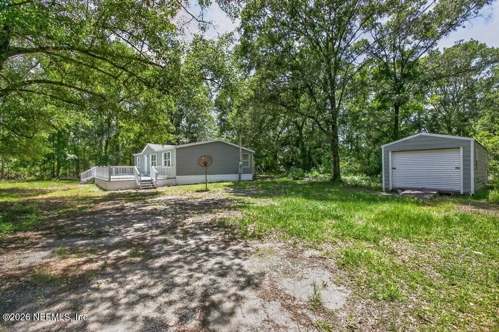 10715 Weatherby Avenue Hastings FL 32145