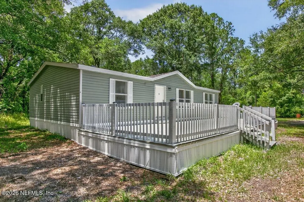 10715 Weatherby Avenue Hastings FL 32145