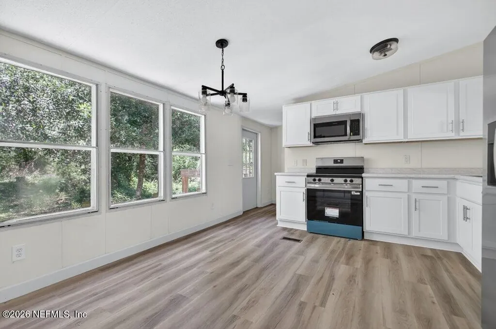 10715 Weatherby Avenue Hastings FL 32145