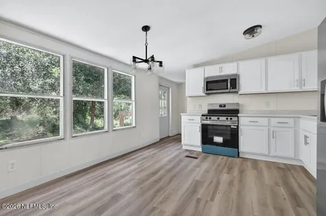 10715 Weatherby Avenue Hastings FL 32145
