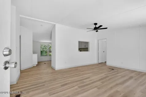 10715 Weatherby Avenue Hastings FL 32145
