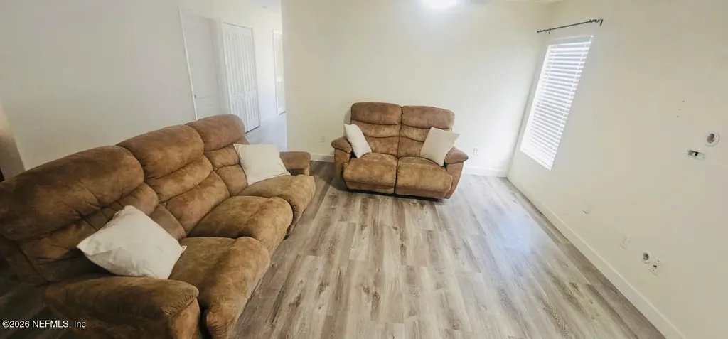5463 Old Colony Drive Jacksonville FL 32222