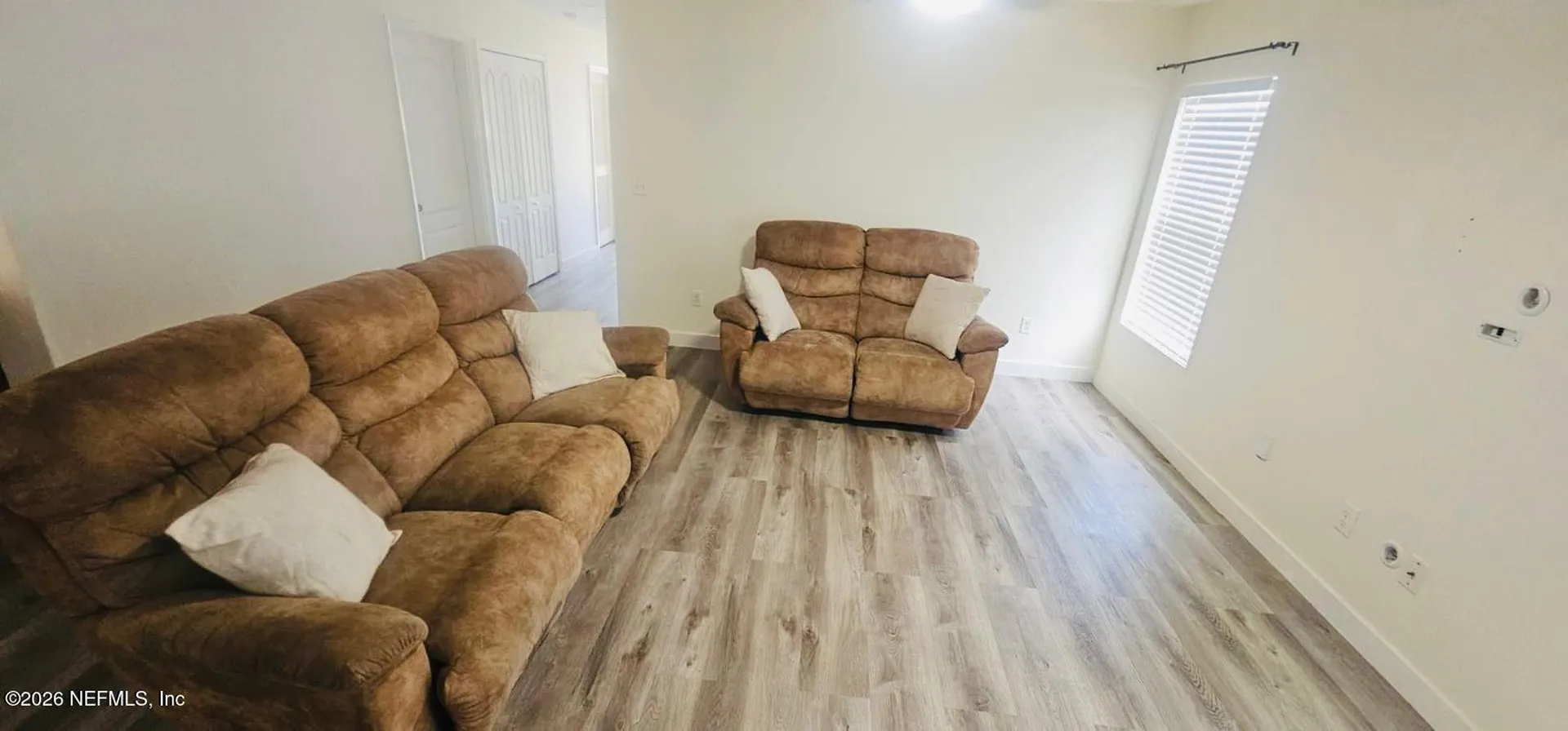 5463 Old Colony Drive Jacksonville FL 32222