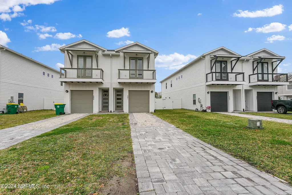 807 7th Avenue S Jacksonville Beach FL 32250