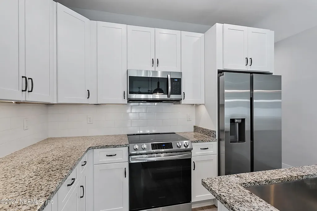 807 7th Avenue S Jacksonville Beach FL 32250