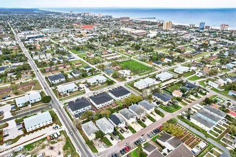 807 7th Avenue S Jacksonville Beach FL 32250