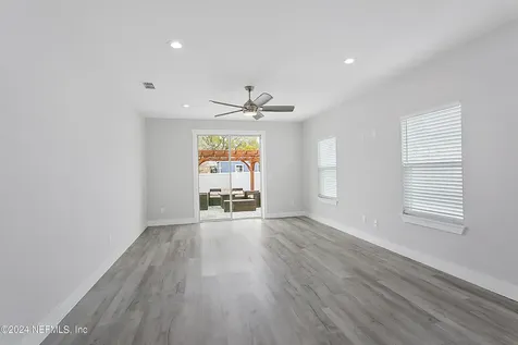 807 7th Avenue S Jacksonville Beach FL 32250