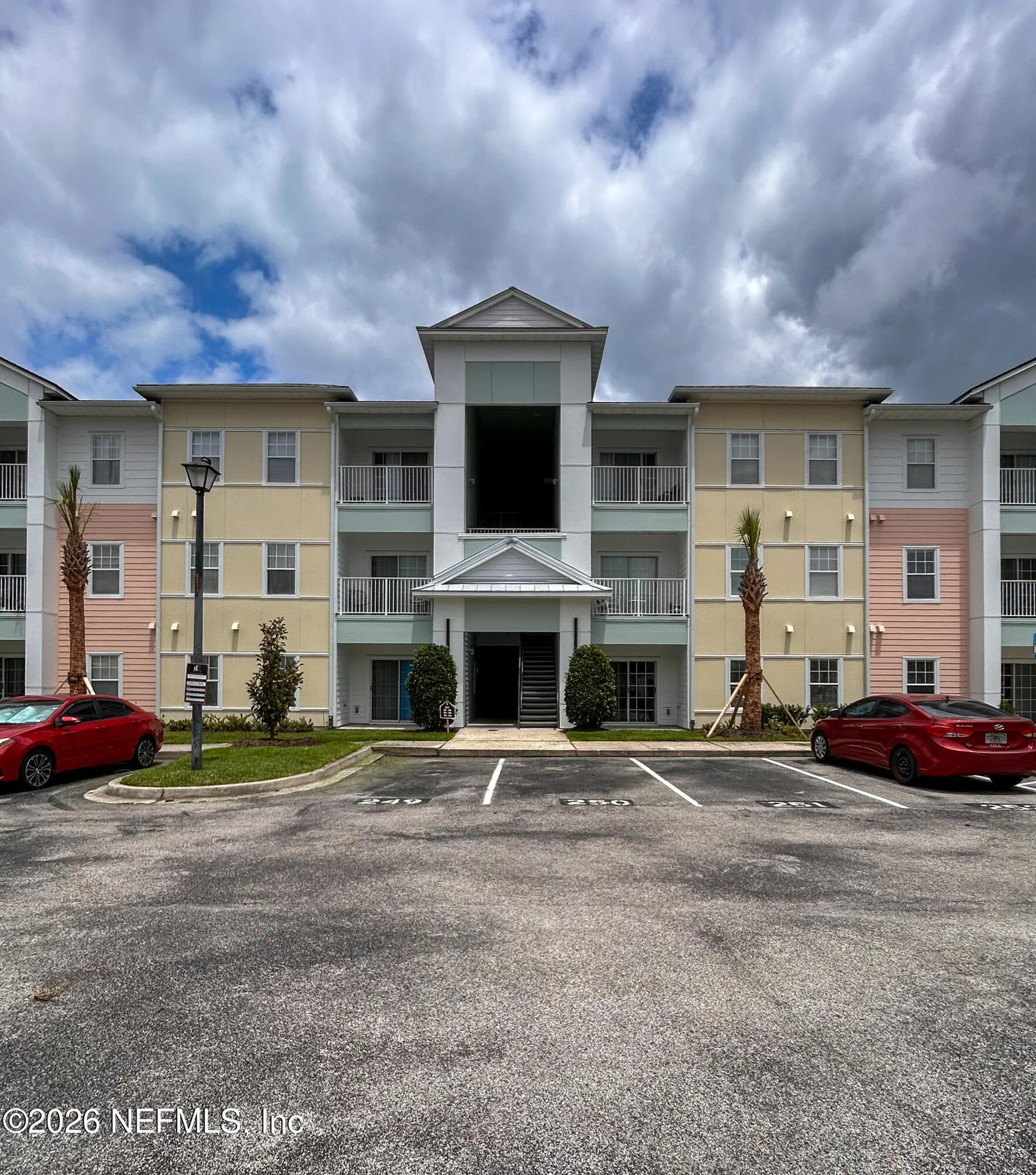 8215 Green Parrot Road Jacksonville FL 32256