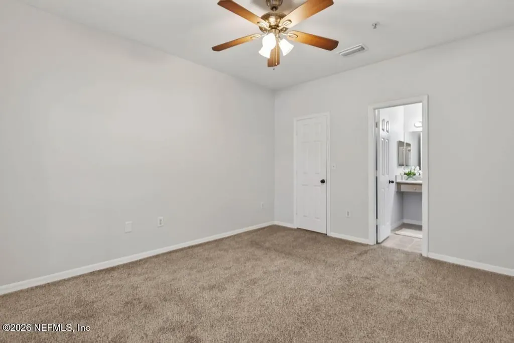 7800 Point Meadows Drive Jacksonville FL 32256