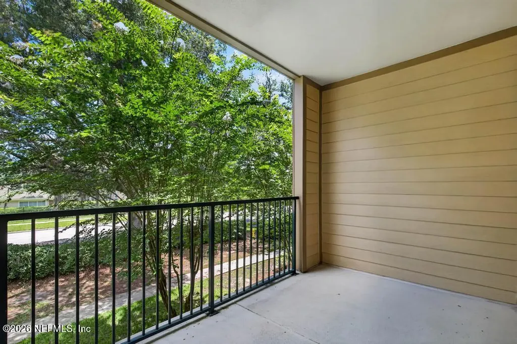7800 Point Meadows Drive Jacksonville FL 32256