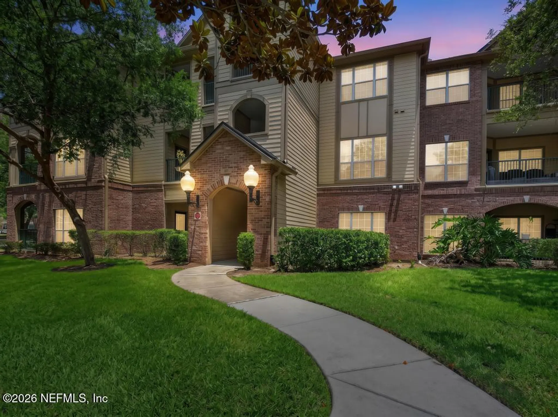 7800 Point Meadows Drive Jacksonville FL 32256