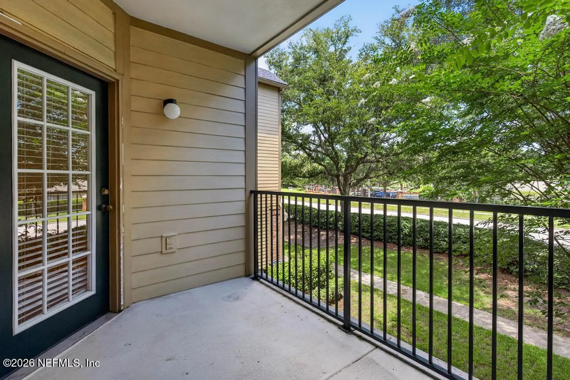 7800 Point Meadows Drive Jacksonville FL 32256