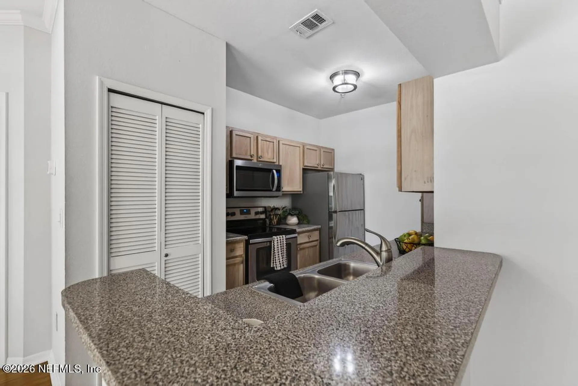 7800 Point Meadows Drive Jacksonville FL 32256