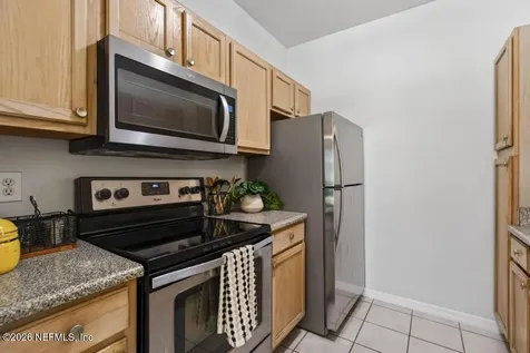 7800 Point Meadows Drive Jacksonville FL 32256