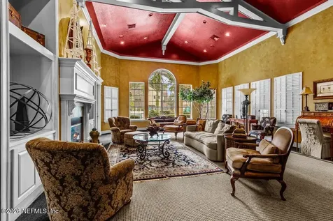 7800 Point Meadows Drive Jacksonville FL 32256