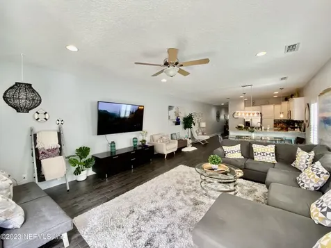 420 5th Avenue S Jacksonville Beach FL 32250