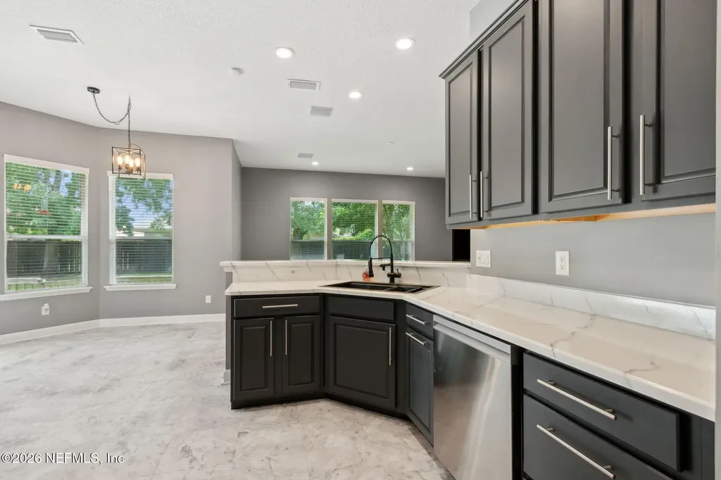 14617 Zachary Drive E Jacksonville FL 32218