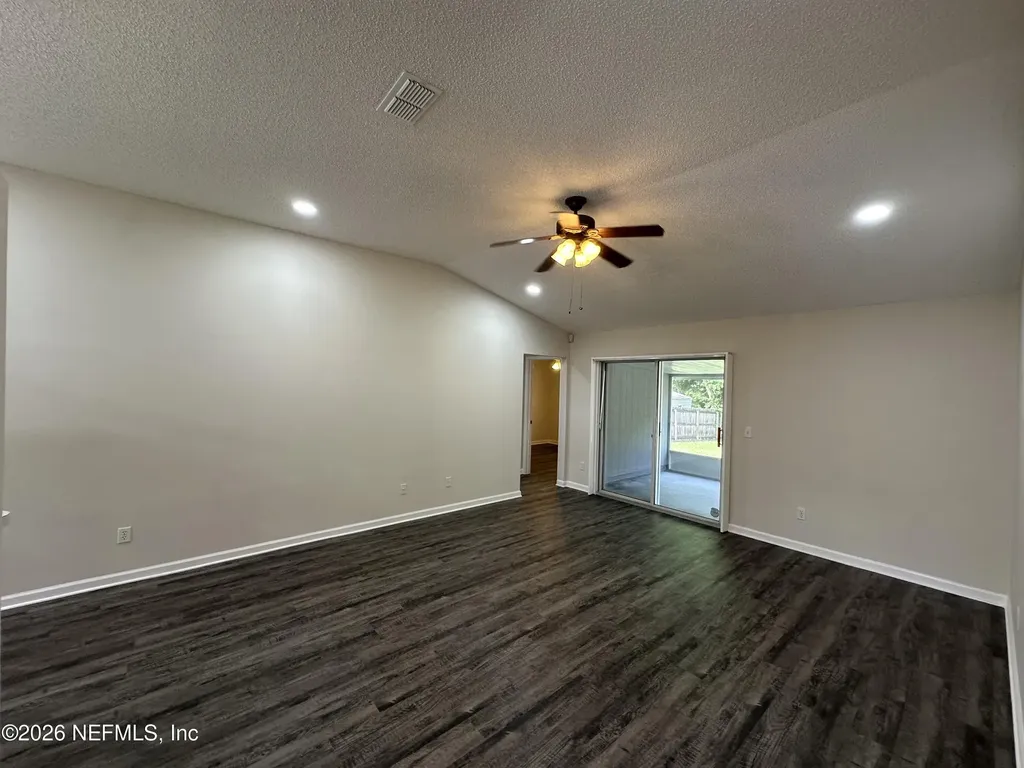 8189 Tessa Terrace E Jacksonville FL 32244