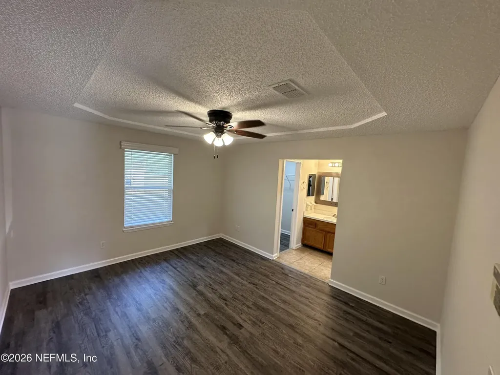 8189 Tessa Terrace E Jacksonville FL 32244