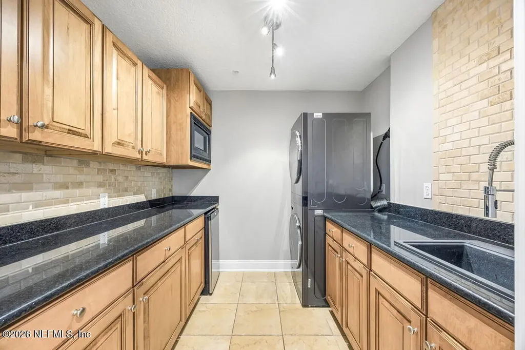 905 N 2nd Street N Jacksonville Beach FL 32250