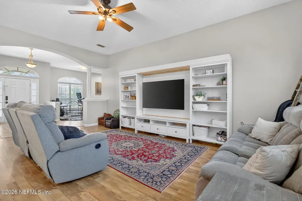 12736 Chandler View Court Jacksonville FL 32218
