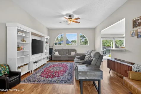 12736 Chandler View Court Jacksonville FL 32218