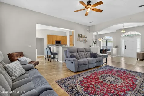 12736 Chandler View Court Jacksonville FL 32218