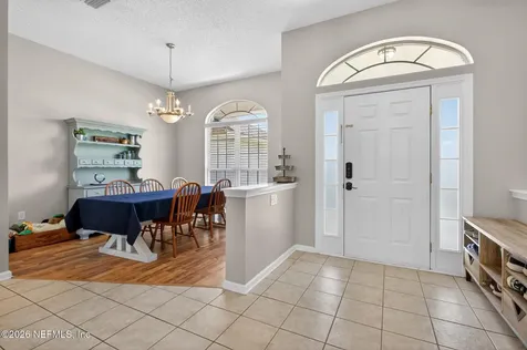 12736 Chandler View Court Jacksonville FL 32218