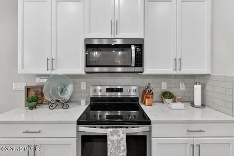 3060 Free Bird Loop Green Cove Springs FL 32043