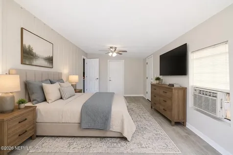 1014 Walnut Street Green Cove Springs FL 32043