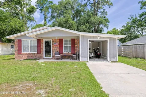 1014 Walnut Street Green Cove Springs FL 32043