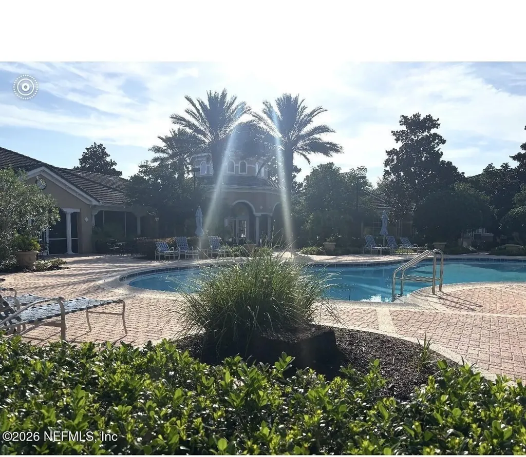 10075 Gate Parkway N Jacksonville FL 32246