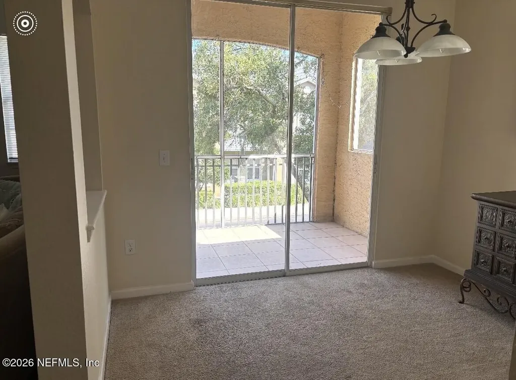 10075 Gate Parkway N Jacksonville FL 32246