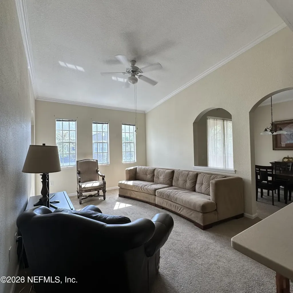 10075 Gate Parkway N Jacksonville FL 32246