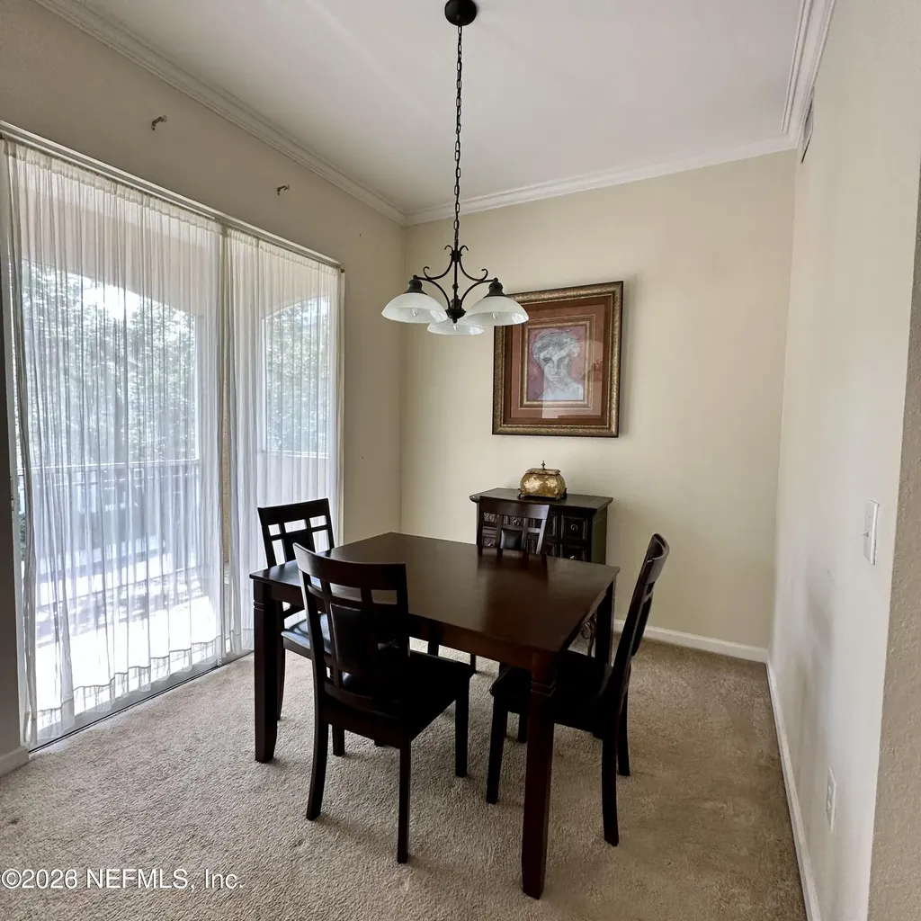 10075 Gate Parkway N Jacksonville FL 32246