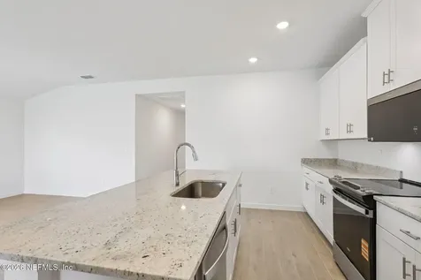 7365 Everett Forest Drive Jacksonville FL 32218