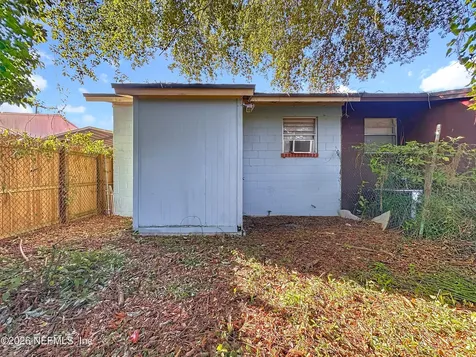 4509 Ken Knight Drive N Jacksonville FL 32209