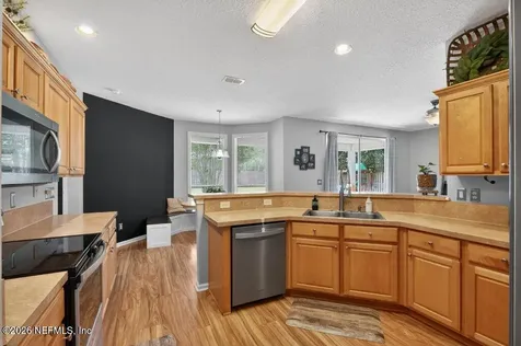 401 Twin Oaks Lane St. Johns FL 32259