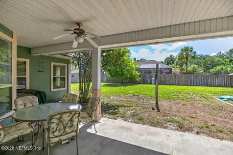 401 Twin Oaks Lane St. Johns FL 32259