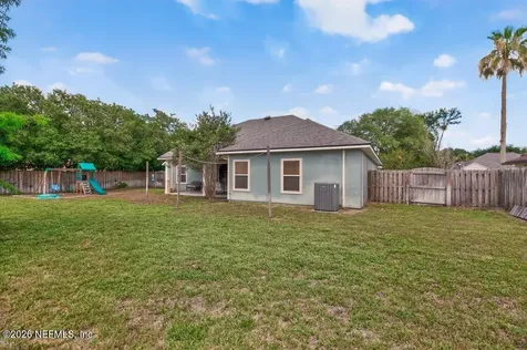 401 Twin Oaks Lane St. Johns FL 32259