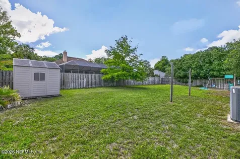 401 Twin Oaks Lane St. Johns FL 32259