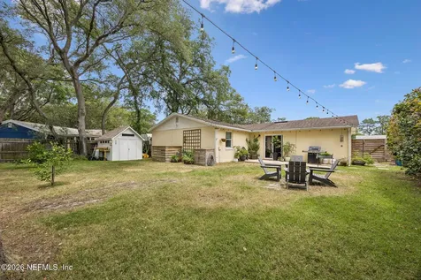 2638 Stern Drive N Jacksonville FL 32233