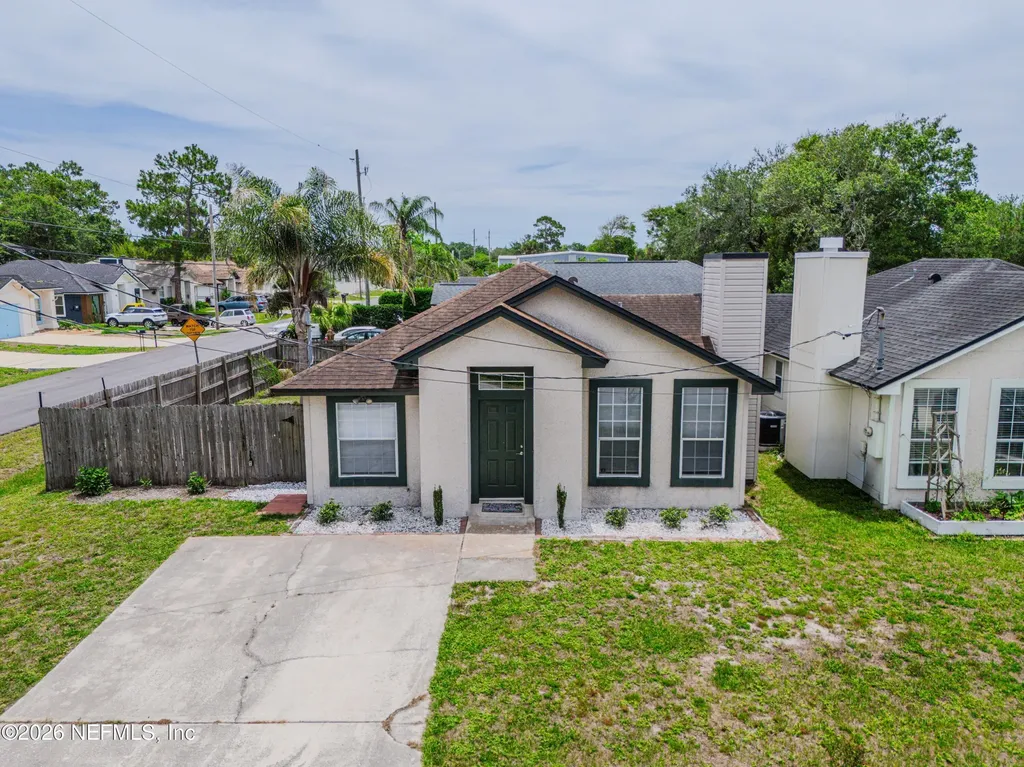 92 W 13th Street Atlantic Beach FL 32233