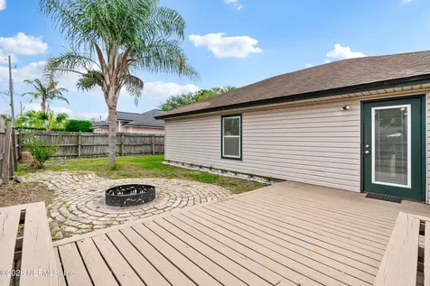 92 W 13th Street Atlantic Beach FL 32233
