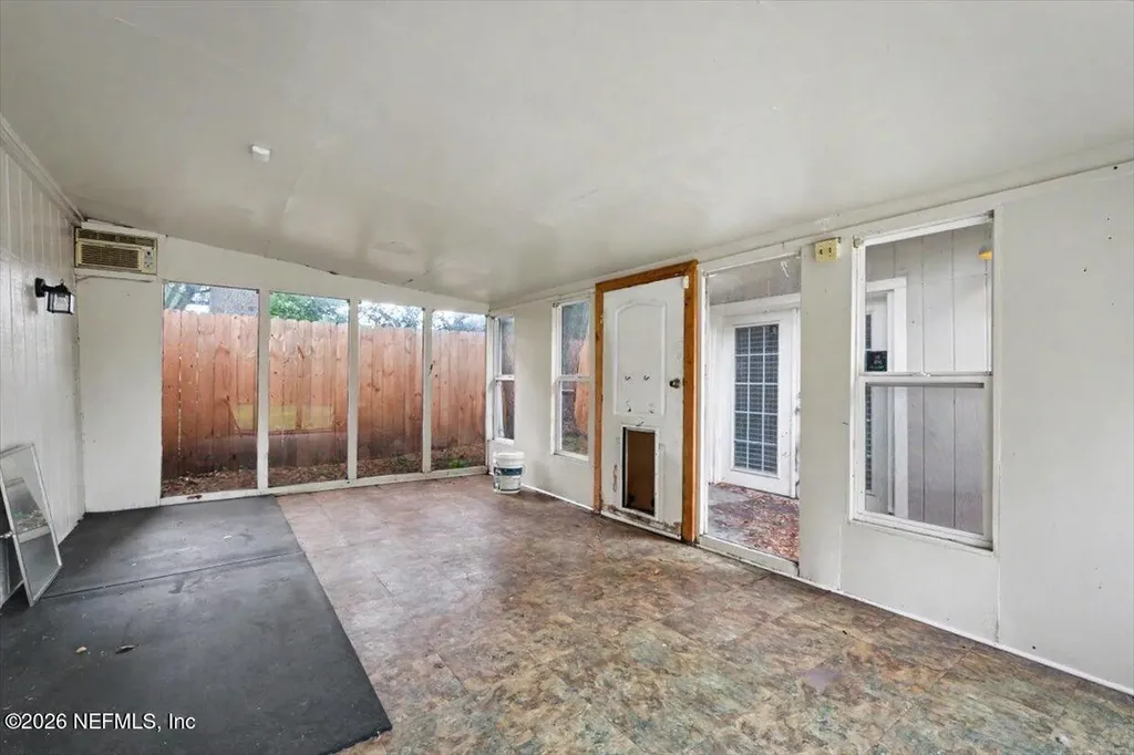 7835 Falcon Street Jacksonville FL 32244