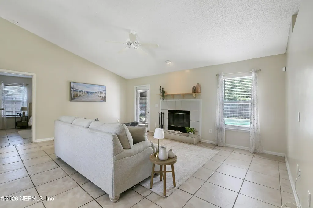 13474 Las Brisas Way N Jacksonville FL 32224