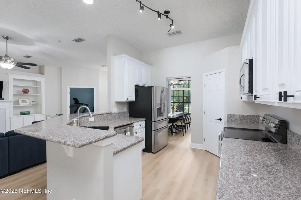 12070 Brandon Glenn Terrace Jacksonville FL 32258