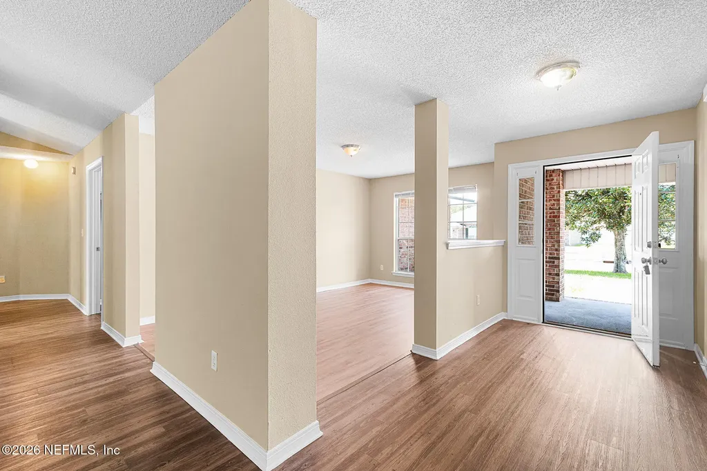 1301 Mcgrits Creek Drive E Jacksonville FL 32221