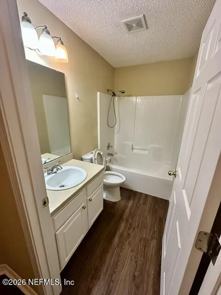 1301 Mcgrits Creek Drive E Jacksonville FL 32221