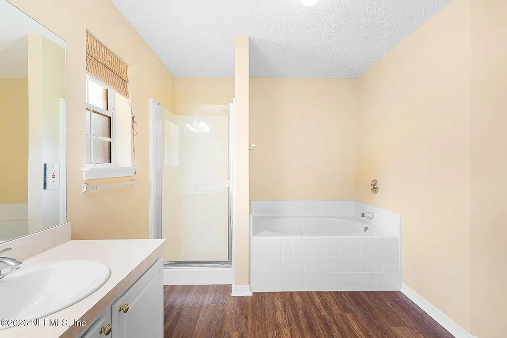 1301 Mcgrits Creek Drive E Jacksonville FL 32221